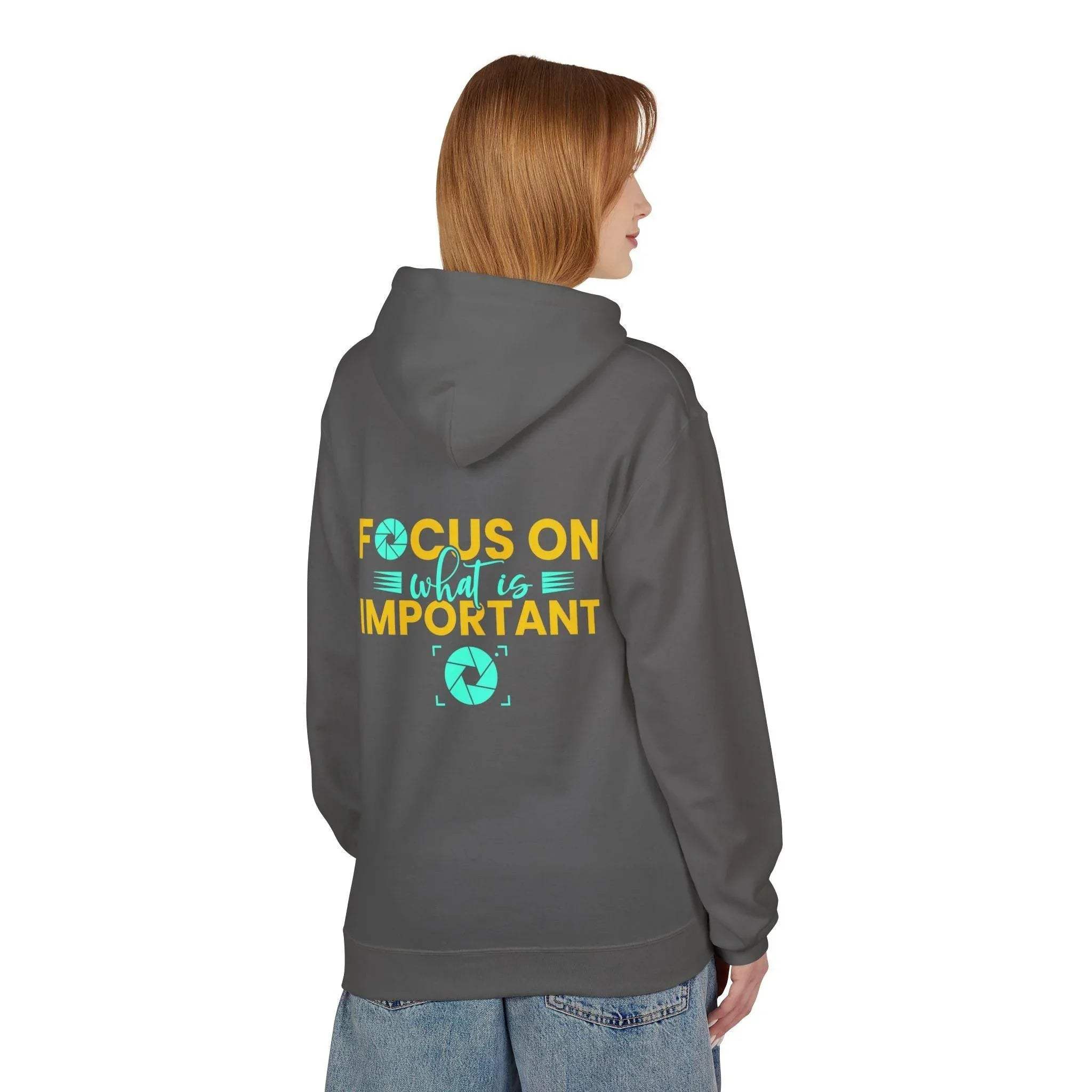 Inspirational Fleece Hoodie for Photographers - 'Prioritize What Matters'