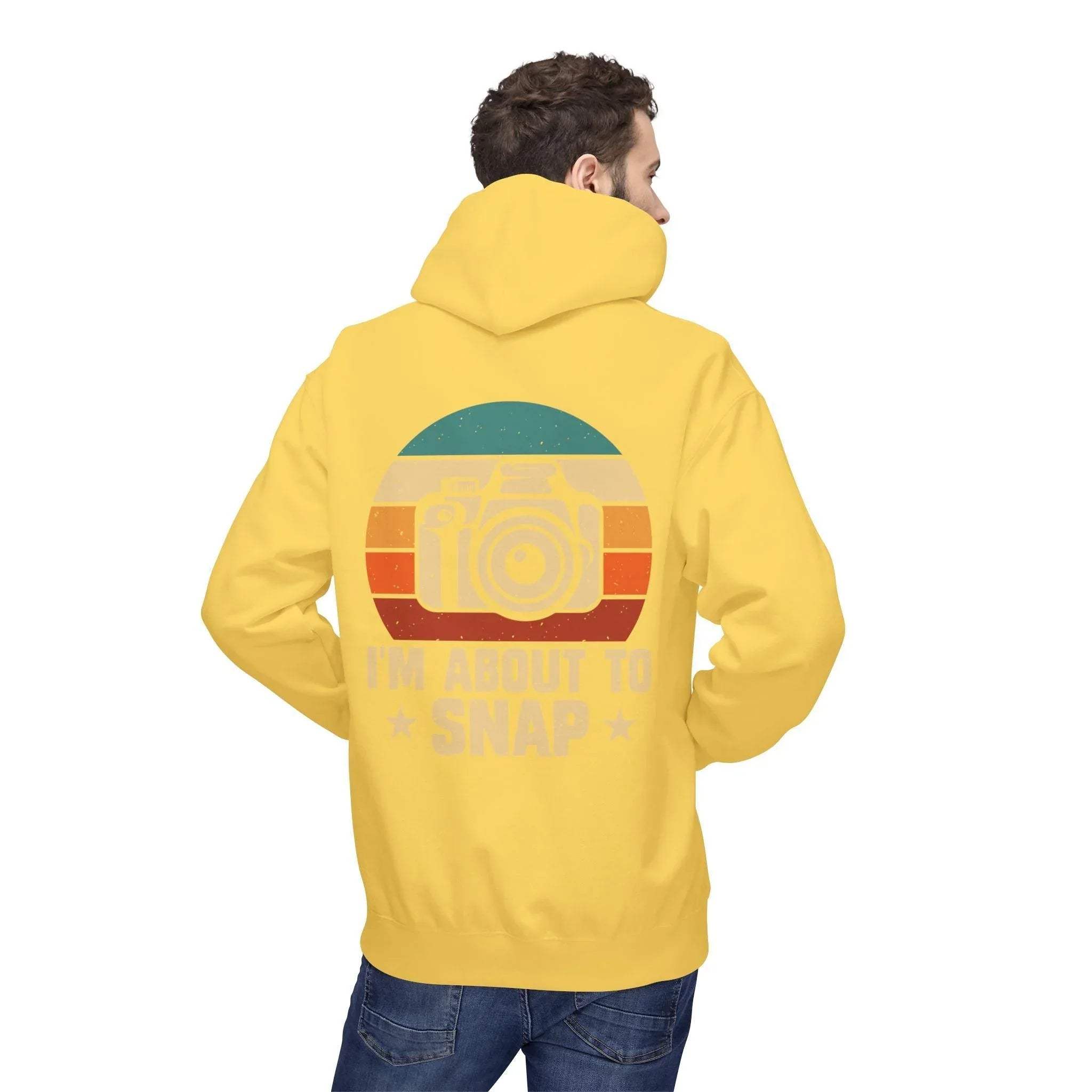 Retro Photographer's "I'm About to Snap" Fleece Hoodie - Stylish Comfort for Creatives
