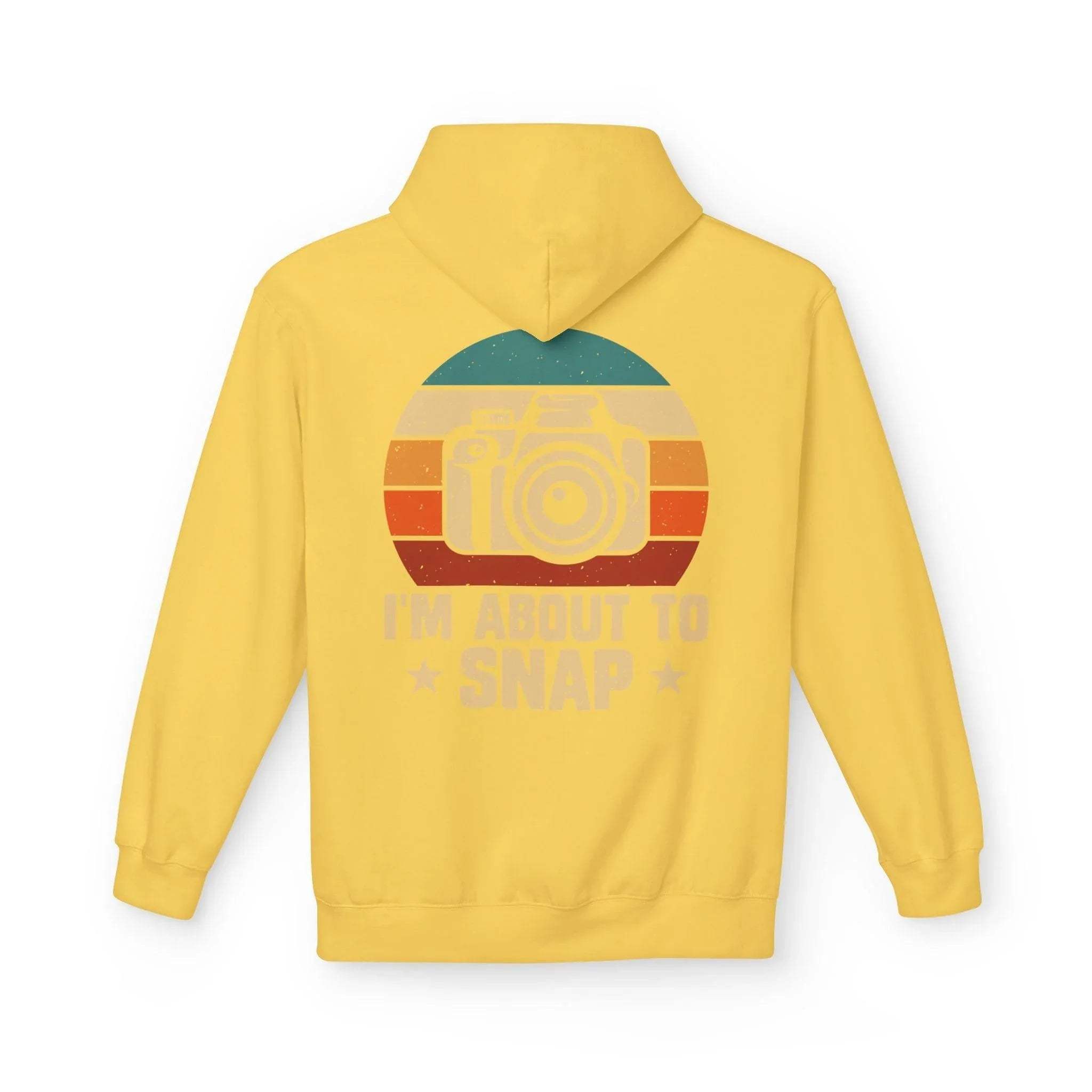 Retro Photographer's "I'm About to Snap" Fleece Hoodie - Stylish Comfort for Creatives