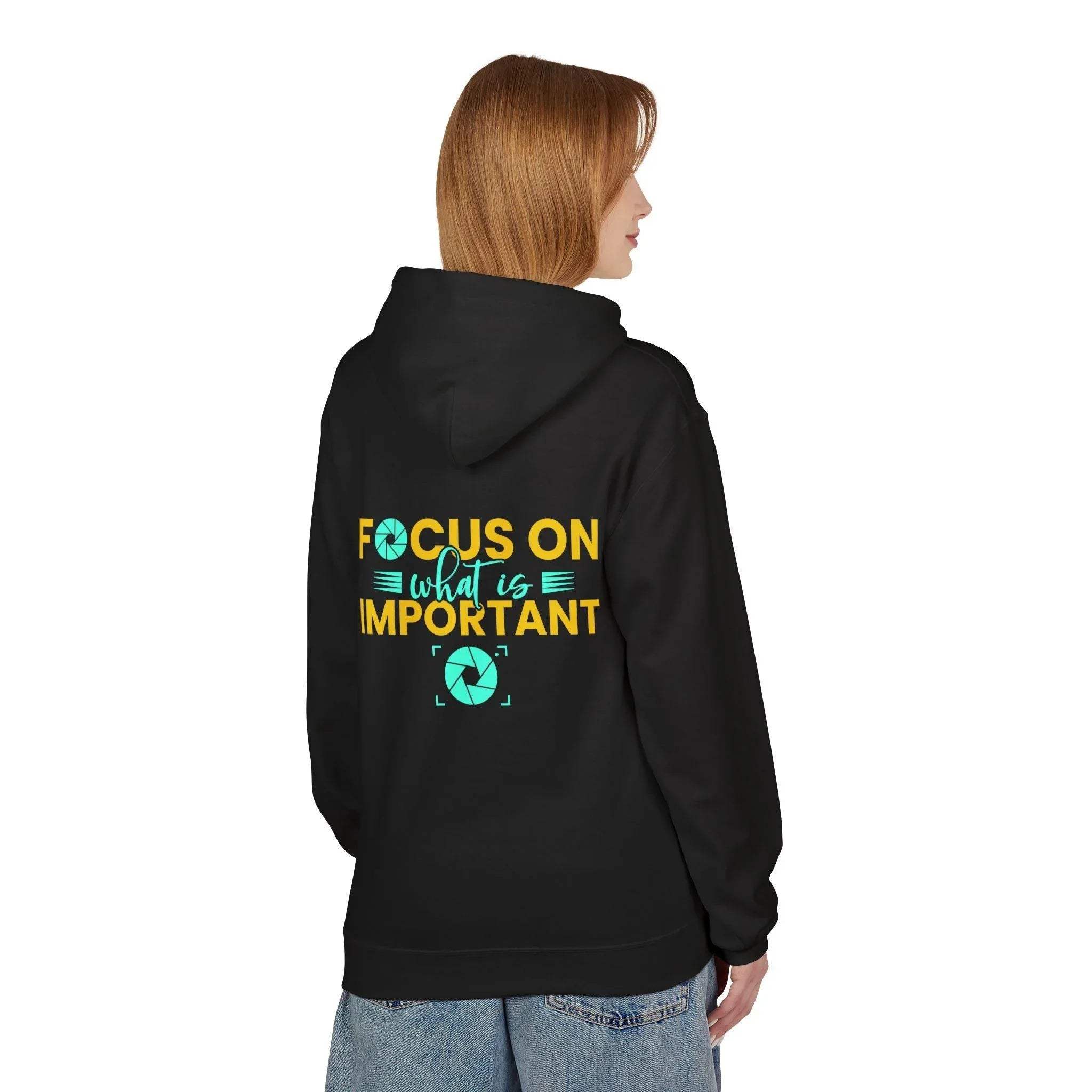 Inspirational Fleece Hoodie for Photographers - 'Prioritize What Matters'