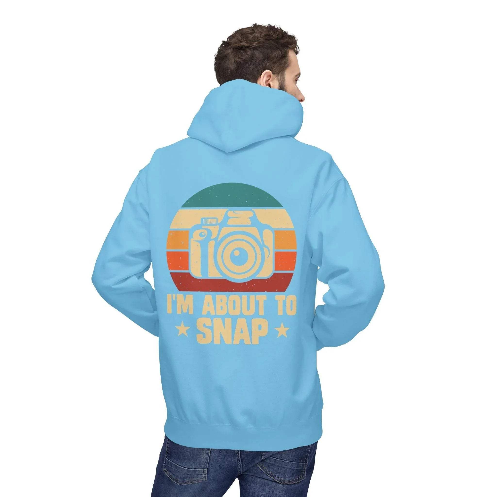 Retro Photographer's "I'm About to Snap" Fleece Hoodie - Stylish Comfort for Creatives
