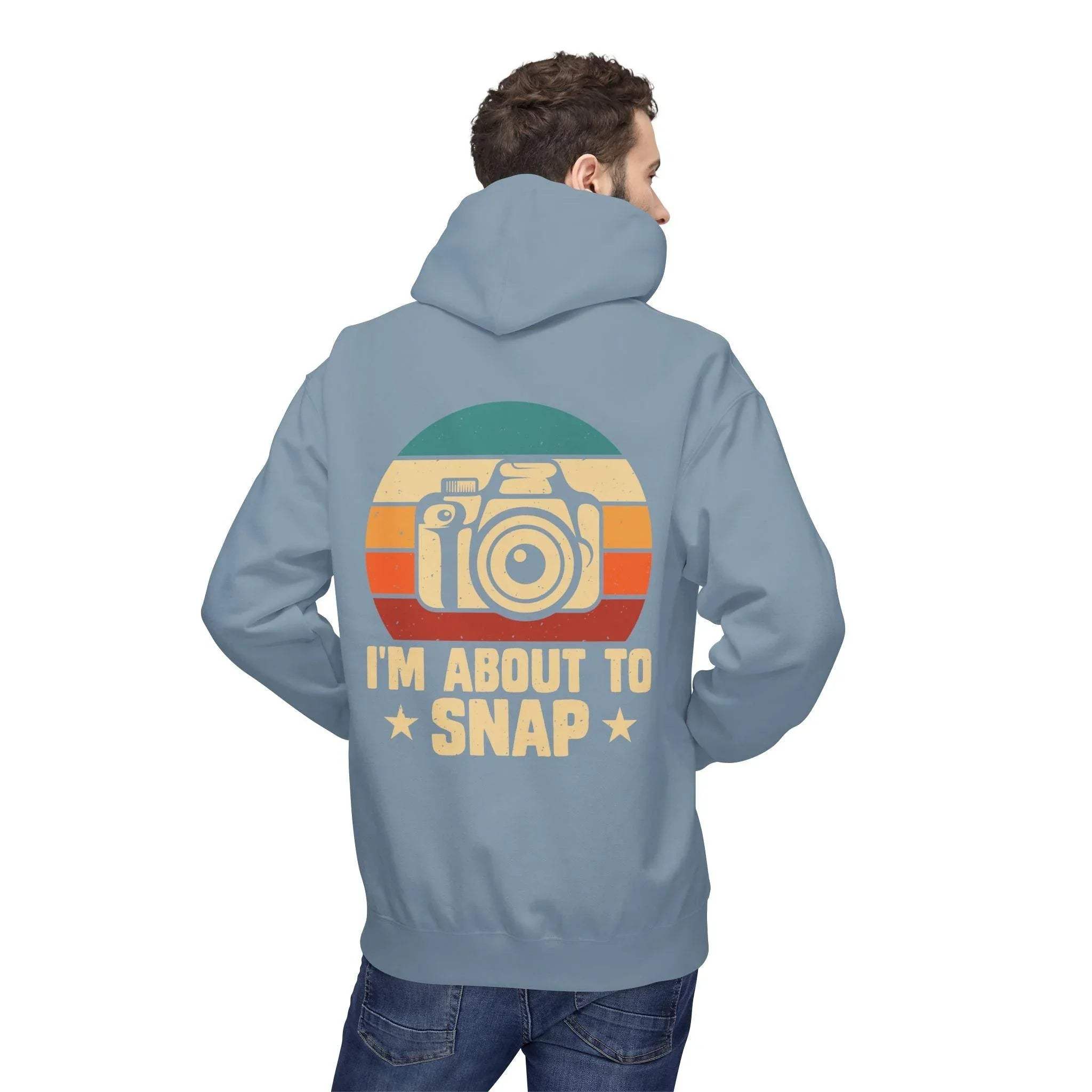 Retro Photographer's "I'm About to Snap" Fleece Hoodie - Stylish Comfort for Creatives