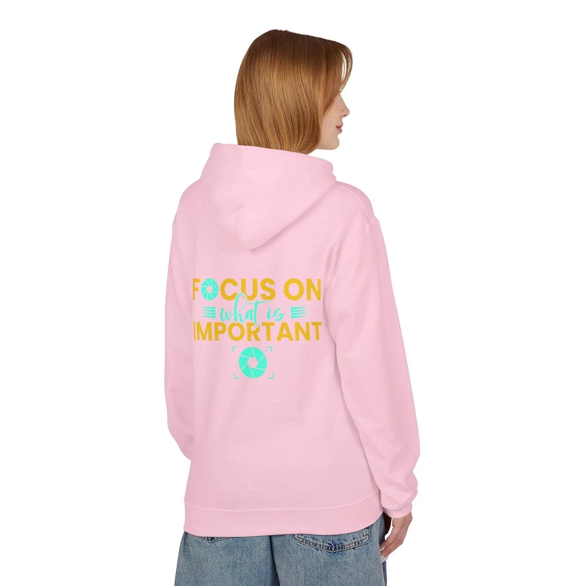 Inspirational Fleece Hoodie for Photographers - 'Prioritize What Matters'