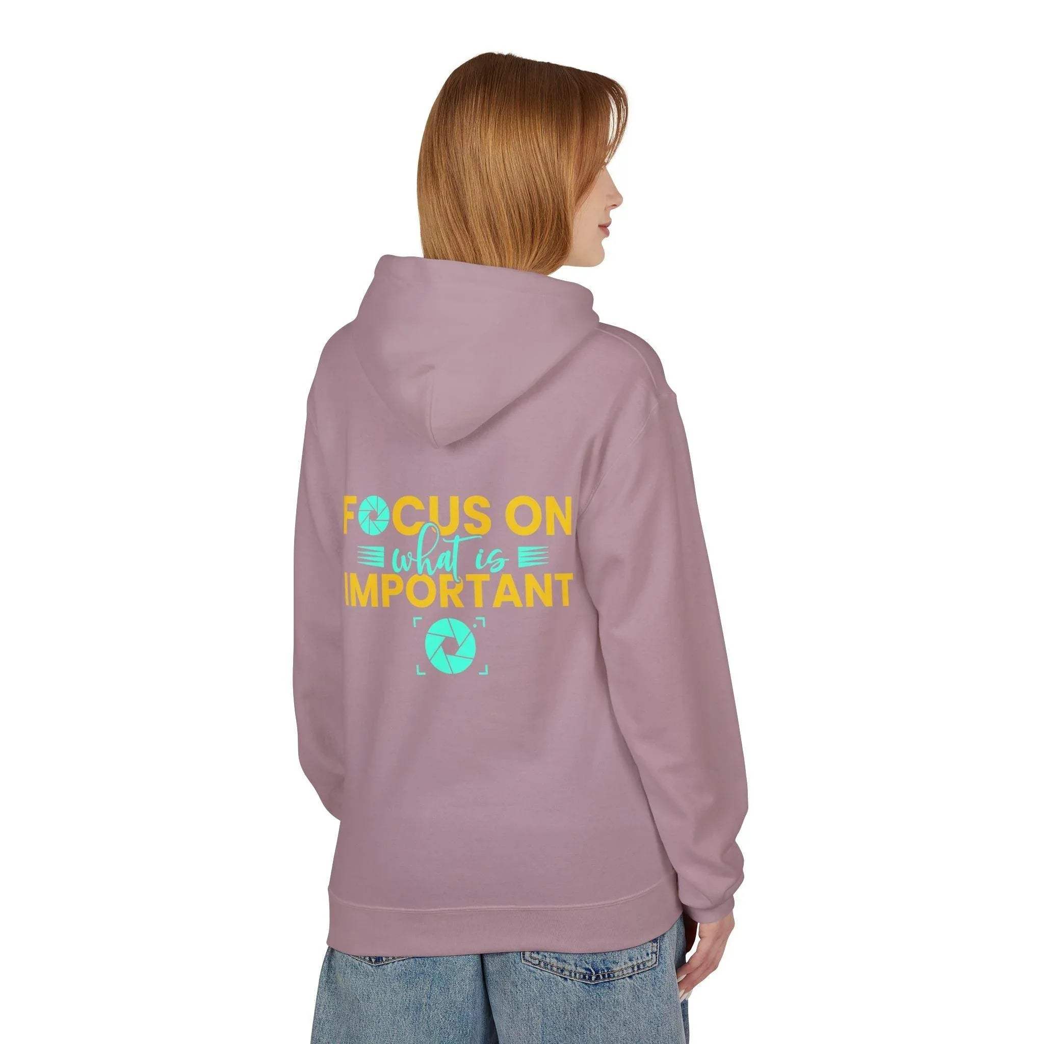 Inspirational Fleece Hoodie for Photographers - 'Prioritize What Matters'