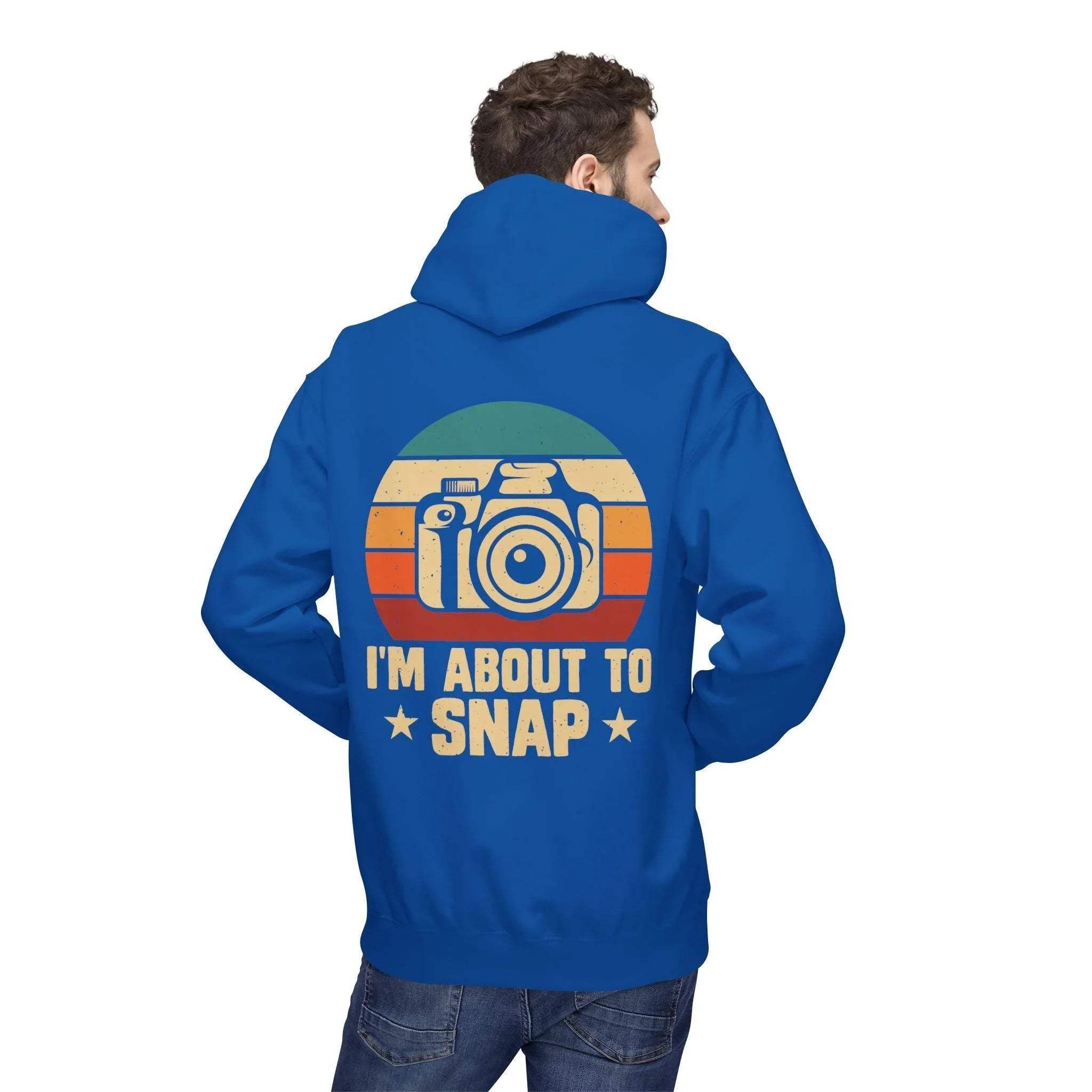 Retro Photographer's "I'm About to Snap" Fleece Hoodie - Stylish Comfort for Creatives