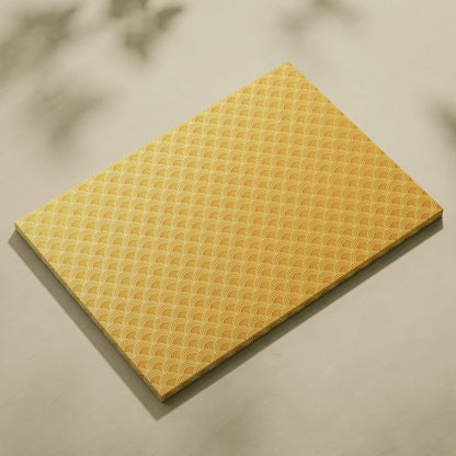 Seamless gold art deco scallop pattern canvas in metallic yellow tones