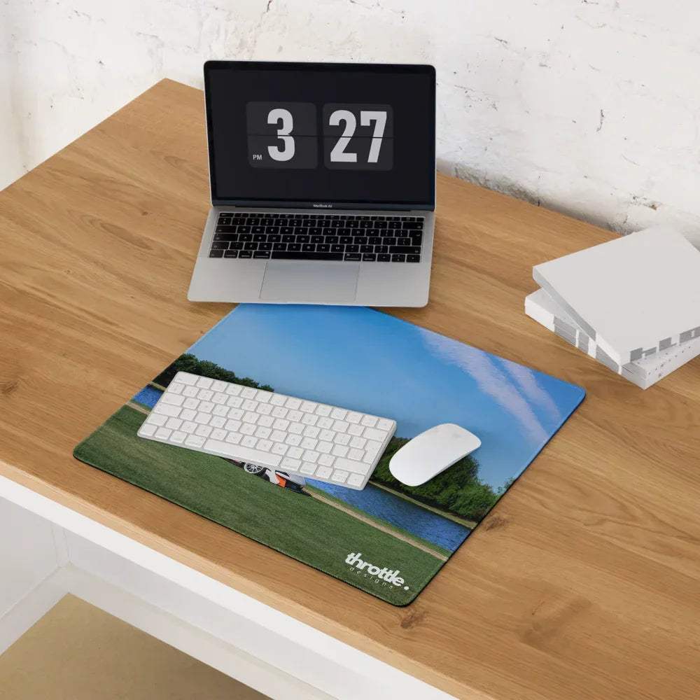 McLaren 570S Gaming Mouse Pad #001