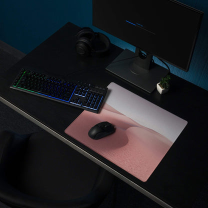 Pink and white desert dune gaming mousepad with black wireless mouse