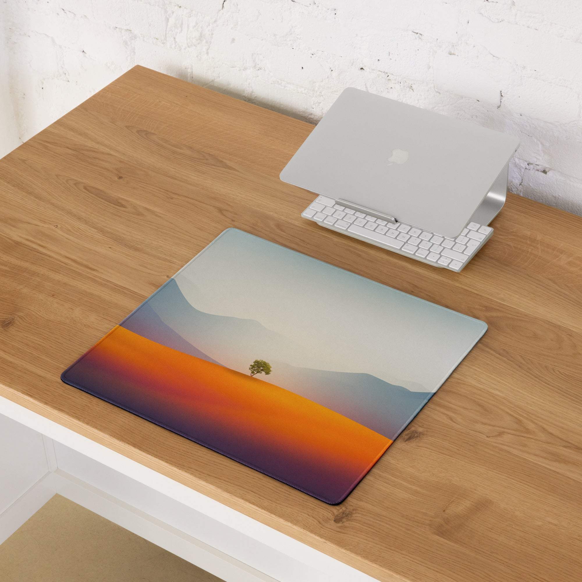Calm desert sunset laptop sleeve with non-slip base mouse pad design