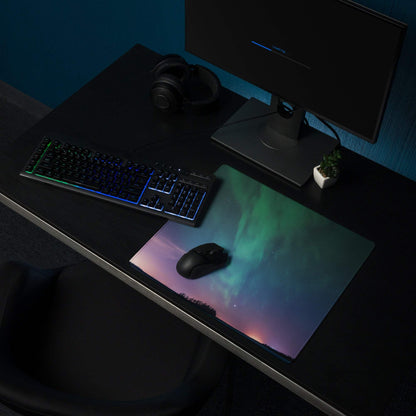 Aurora borealis gaming mouse pad with non-slip base and stitched edges