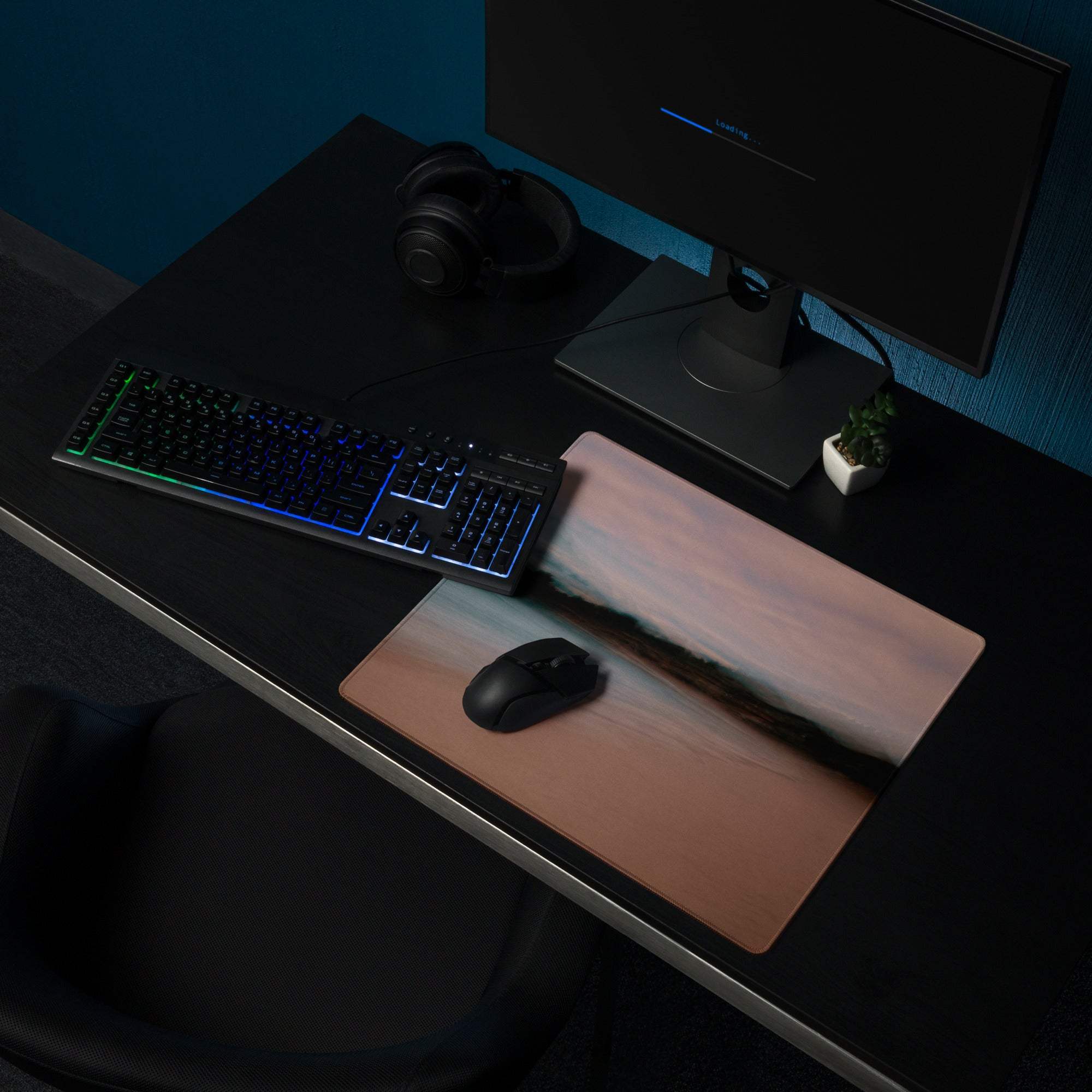 Serene Sunset pink beige gradient gaming mouse pad with grip texture