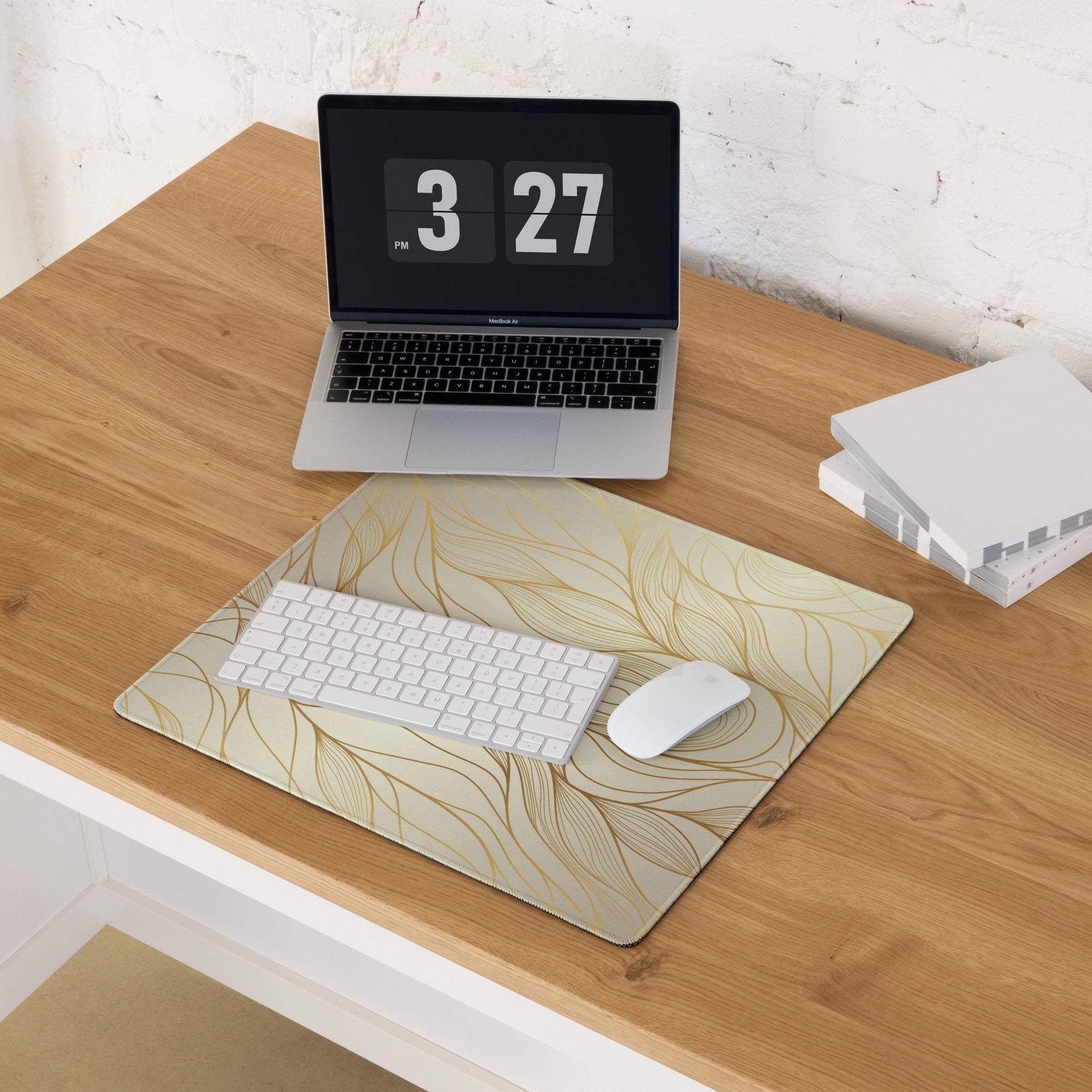 Luxury gold leaf-patterned large gaming mousepad with non-slip base