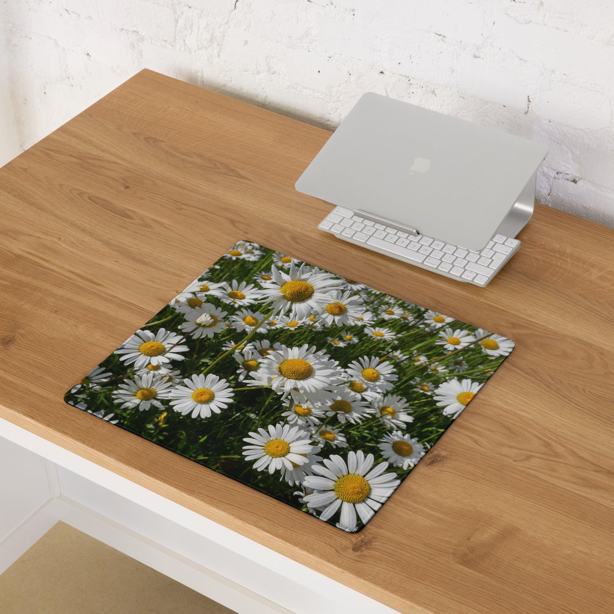 Floral daisy field gaming mouse pad with white daisies on green grass