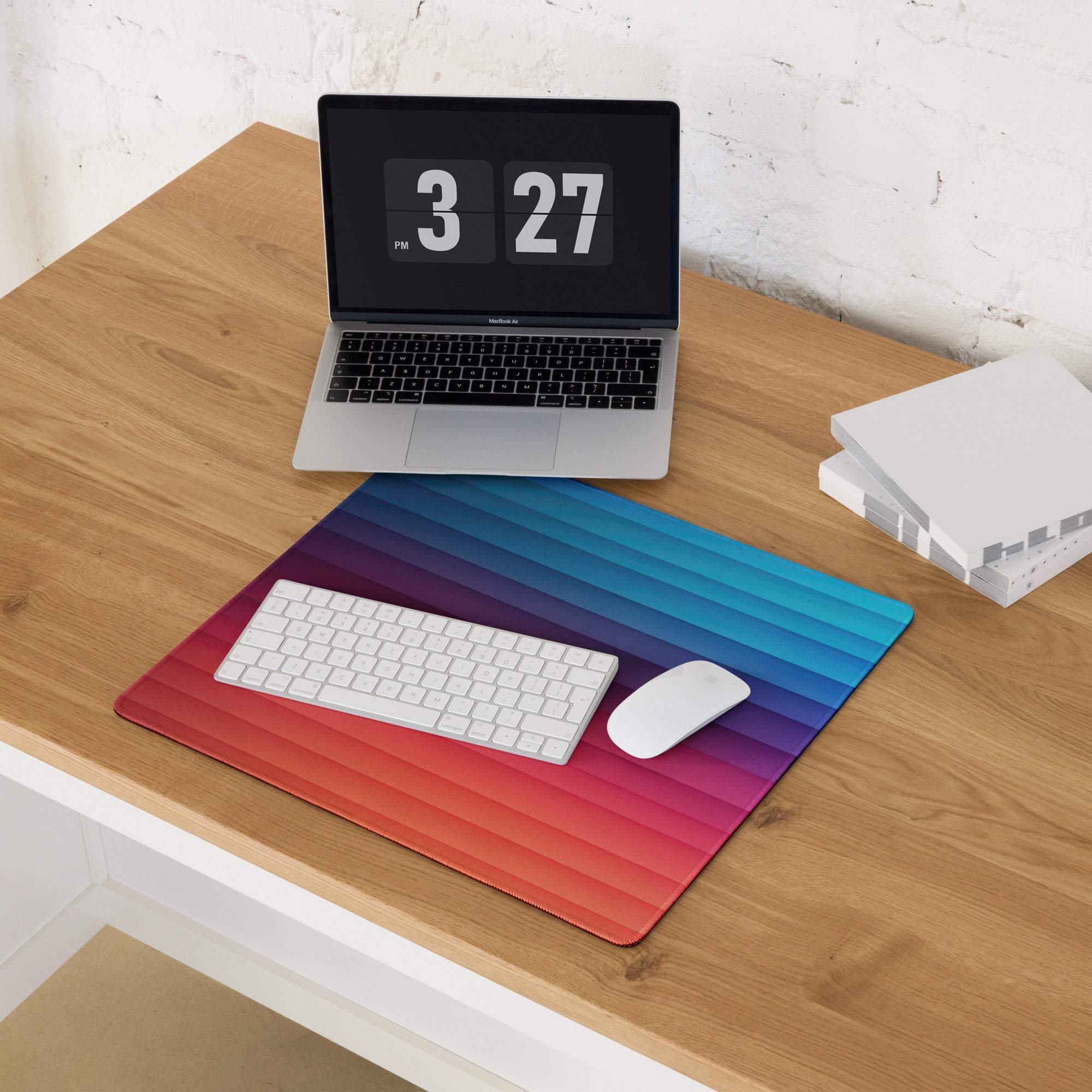 Professional gradient rainbow gaming mouse pad with red-to-blue stripes, large non-slip base