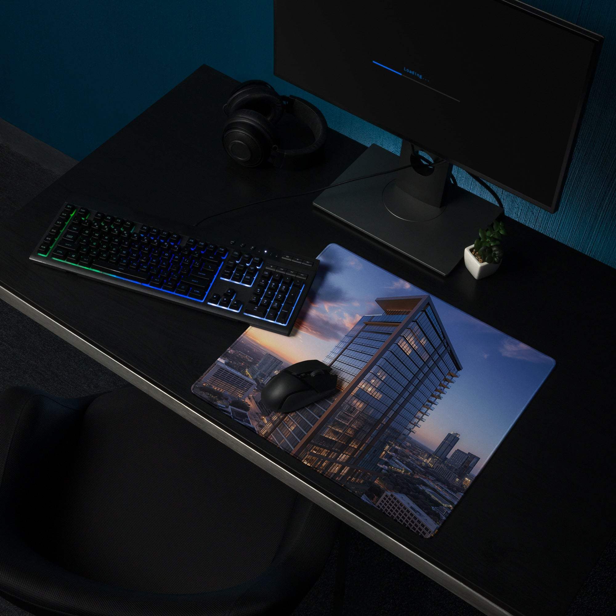 Cinematic urban skyline blue sunset gaming mouse pad with cityscape