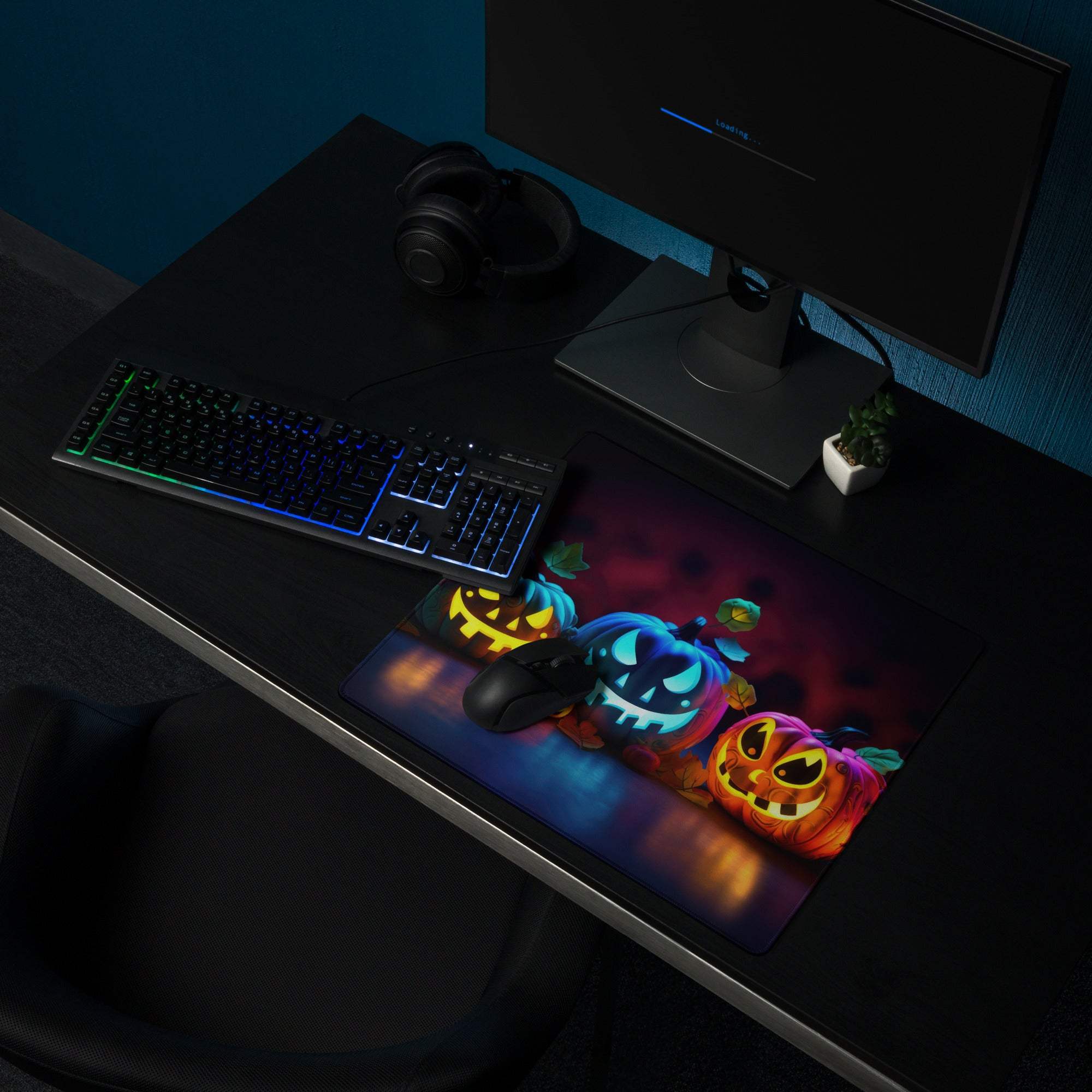 Halloween pumpkin glow gaming mouse pad with jack-o-lanterns, non-slip backing
