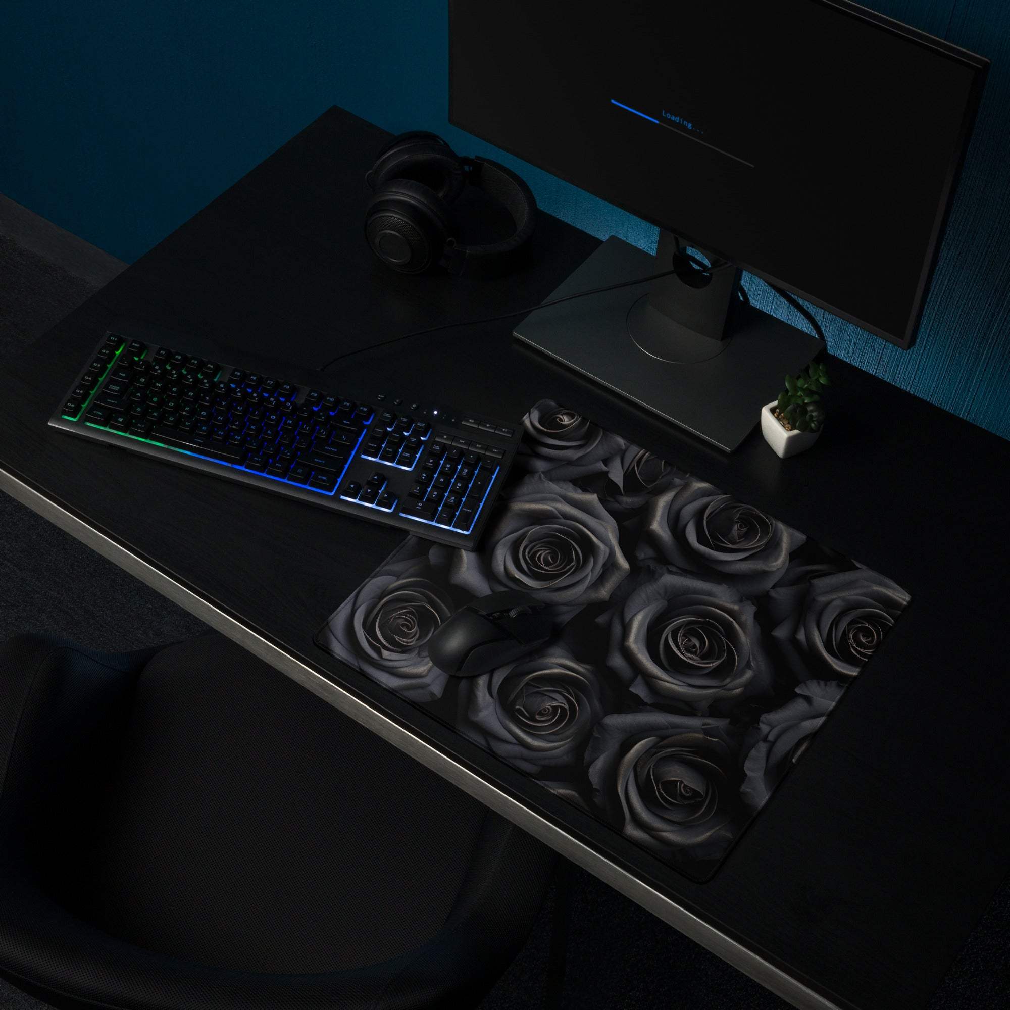 Black rose-patterned large gaming mouse pad with non-slip base