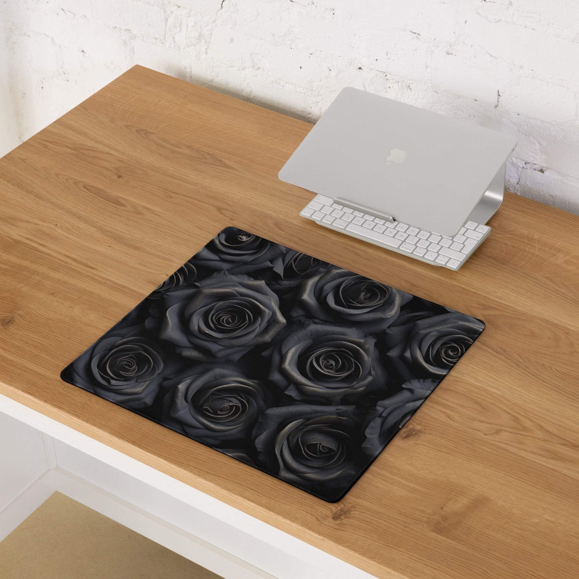 Black rose patterned large gaming mousepad with glossy finish