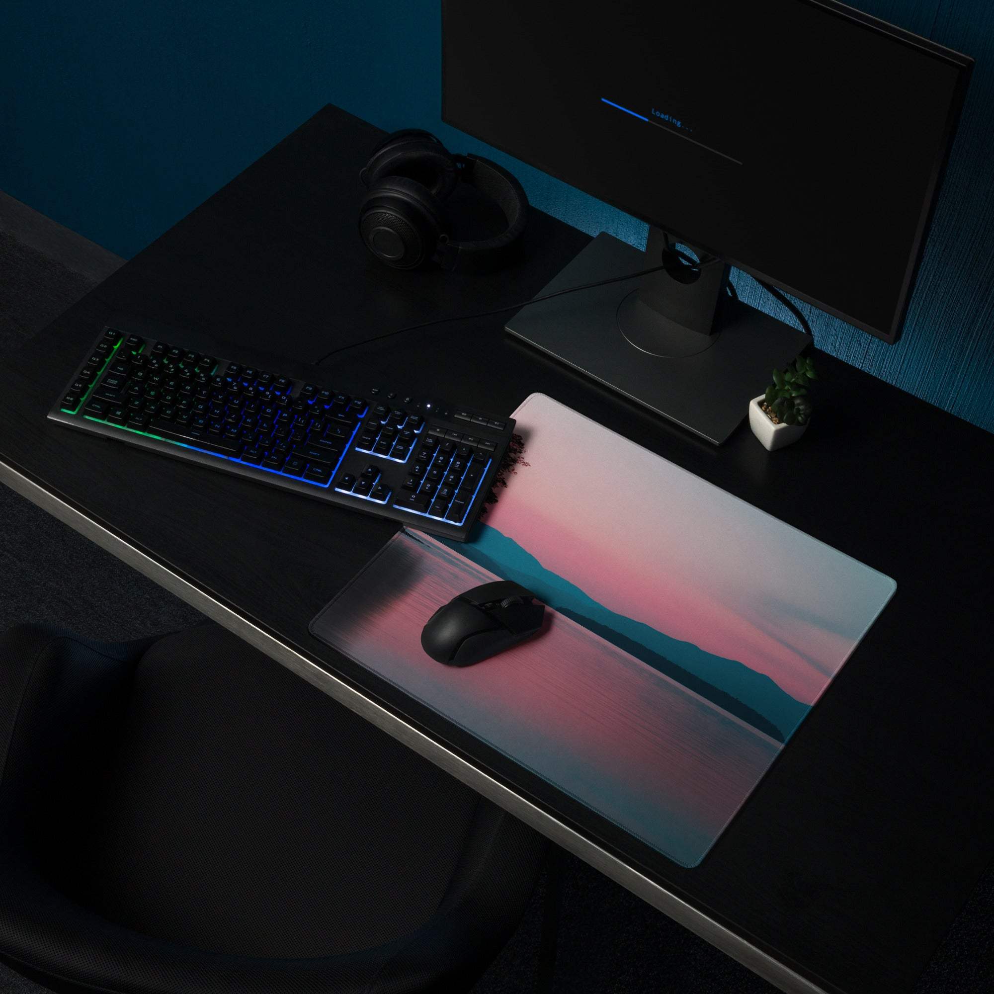 Scenic sunset gradient mouse pad with large non-slip surface