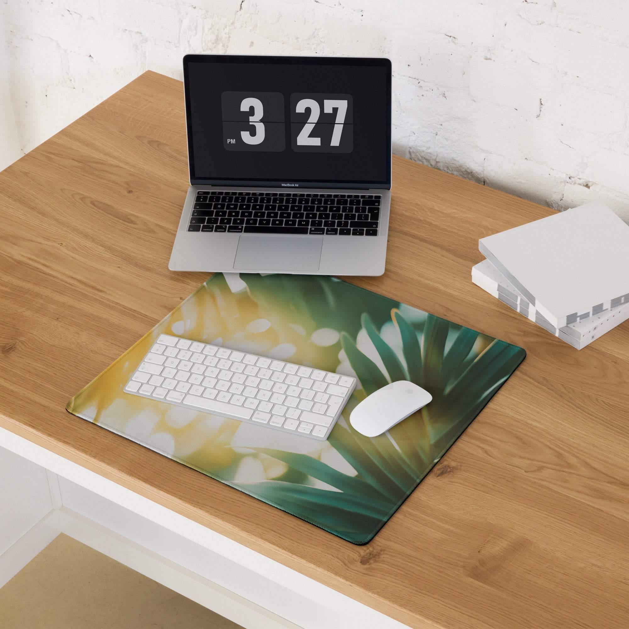 Green yellow tropical leaf gaming mousepad with non-slip base stitching