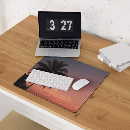 Relaxed sunset palm tree gaming mouse pad with non-slip base