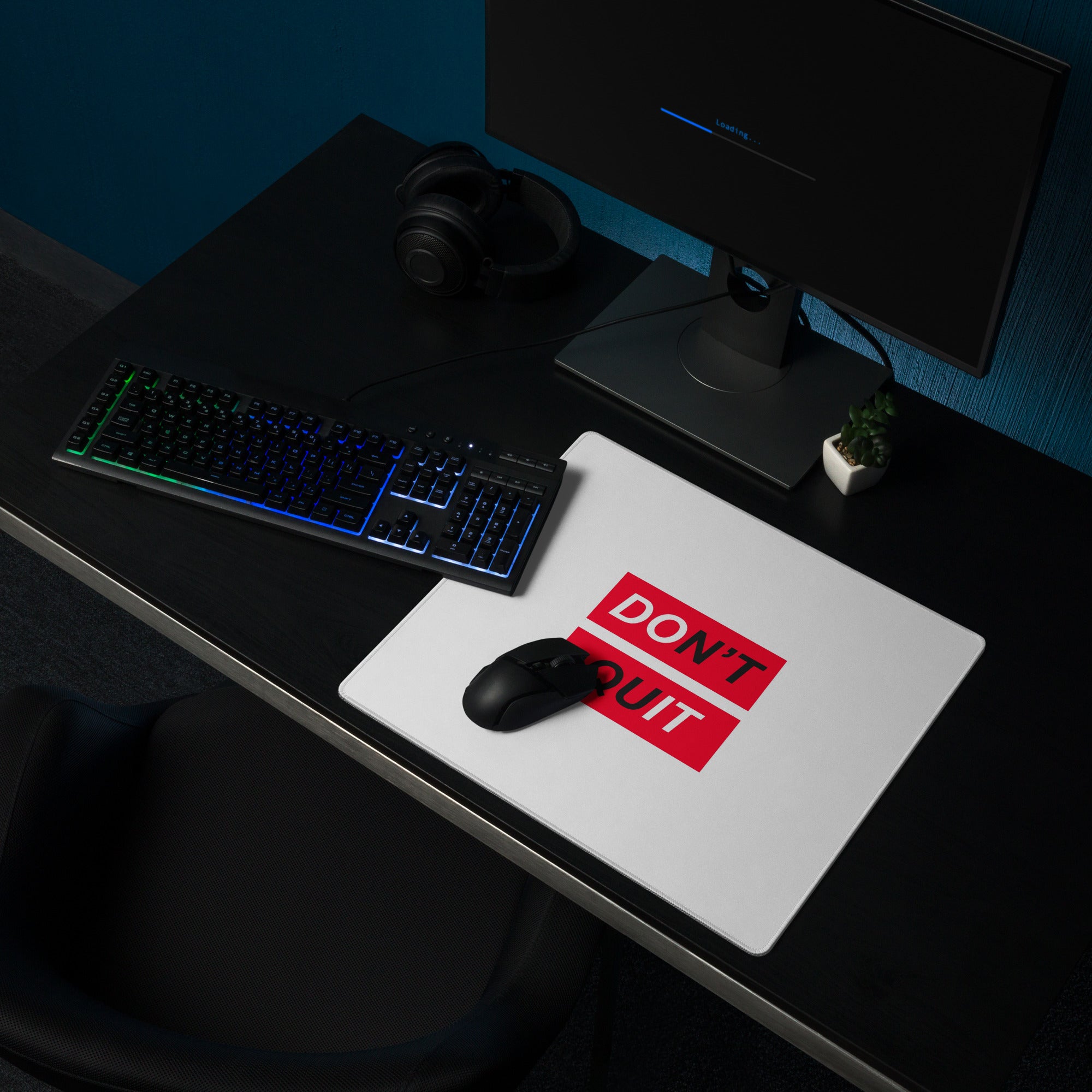 Dont Quit Motivational Mouse Pad White Red Desk Office Minimalist Typography Bold Inspiring Mood For Work