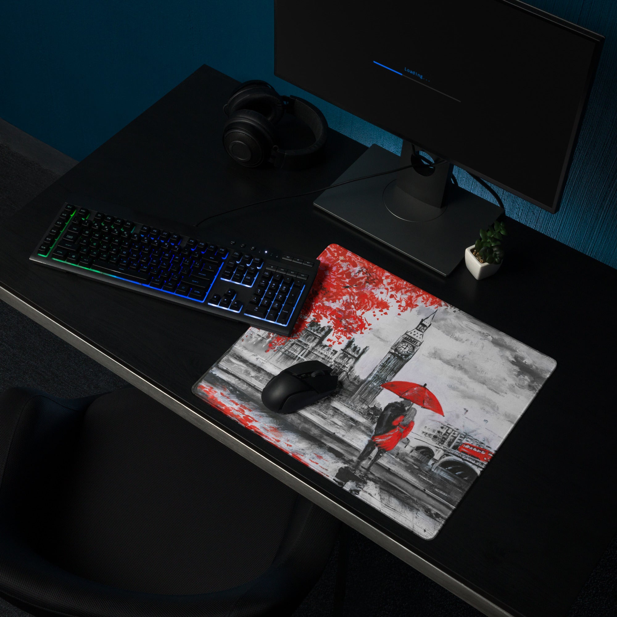 London Cityscape Red Accent Mouse Pad - London Cityscape Red Black White Gaming Modern Moody Urban Art Cityscape Pad