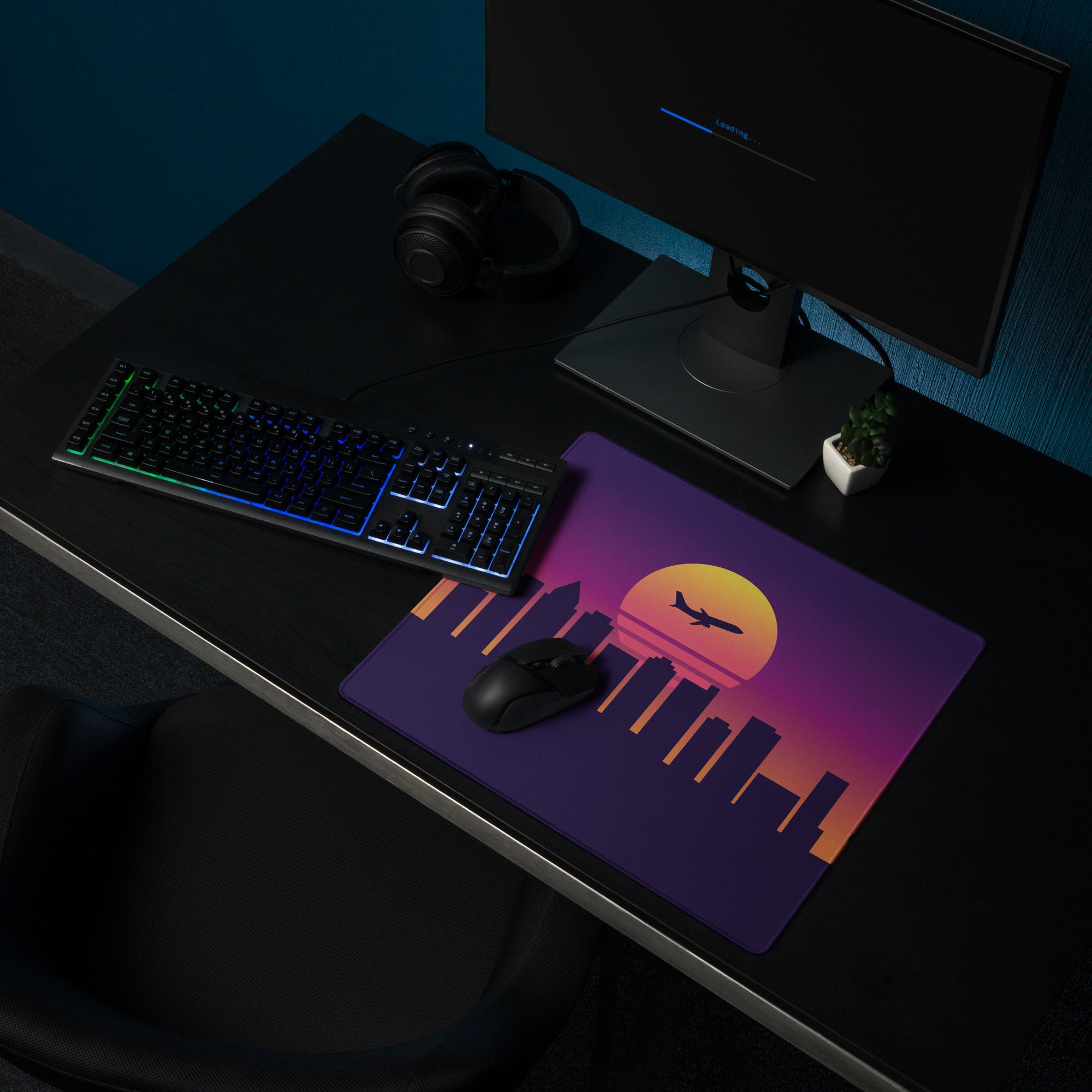 Sunset Skyline Mouse Pad - Gaming Mouse Pad Purple Sunset Desk Setup Cityscape Vibrant Mood Modern Decor Esports Gift
