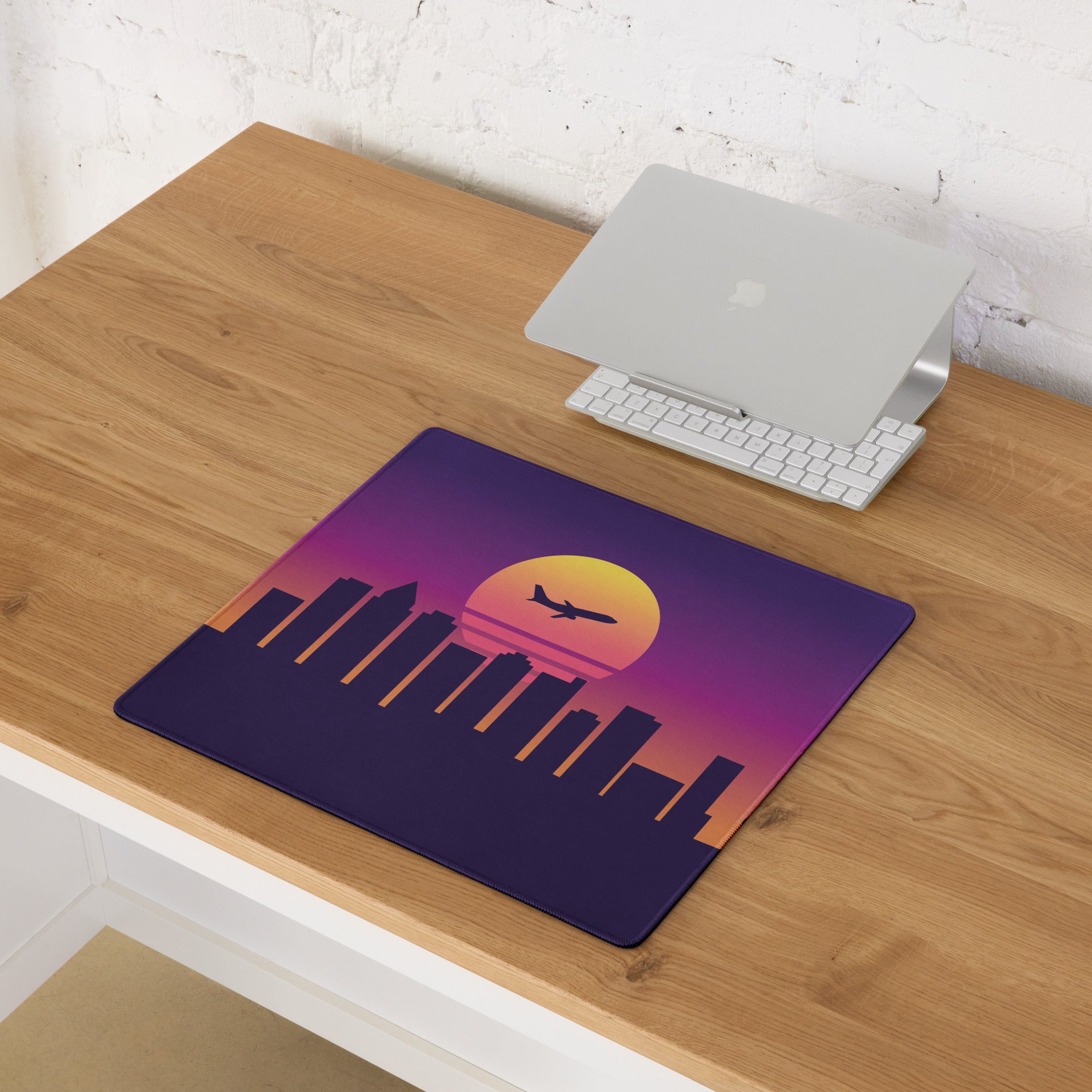 Sunset Skyline Mouse Pad - Gaming Mouse Pad Purple Sunset Desk Setup Cityscape Vibrant Mood Modern Decor Esports Gift