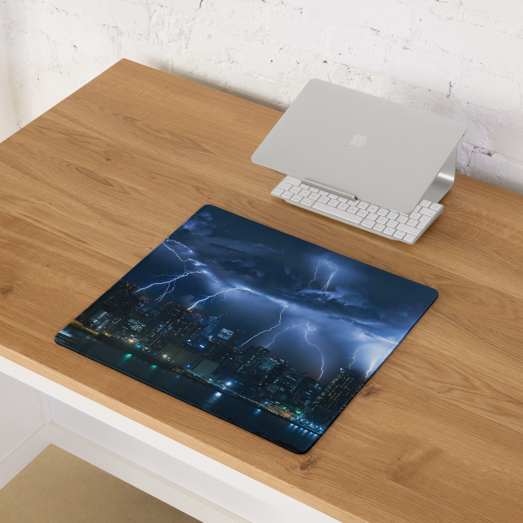 Storm Lightning City Gaming Mouse Pad - Gaming Mouse Pad Blue Photorealistic Dramatic Storm Tech Modern Cityscape Photo