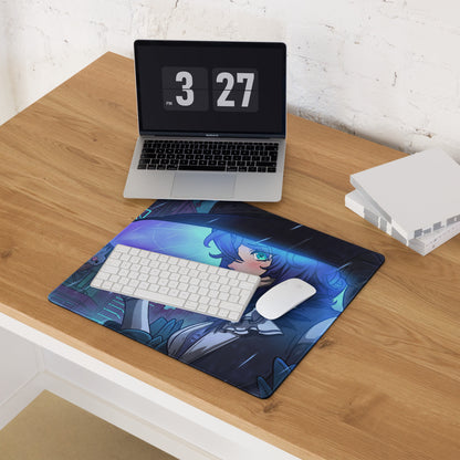 Vaporwave neon city gamer mouse pad with glossy finish in blue and purple anime design for gaming desk decor