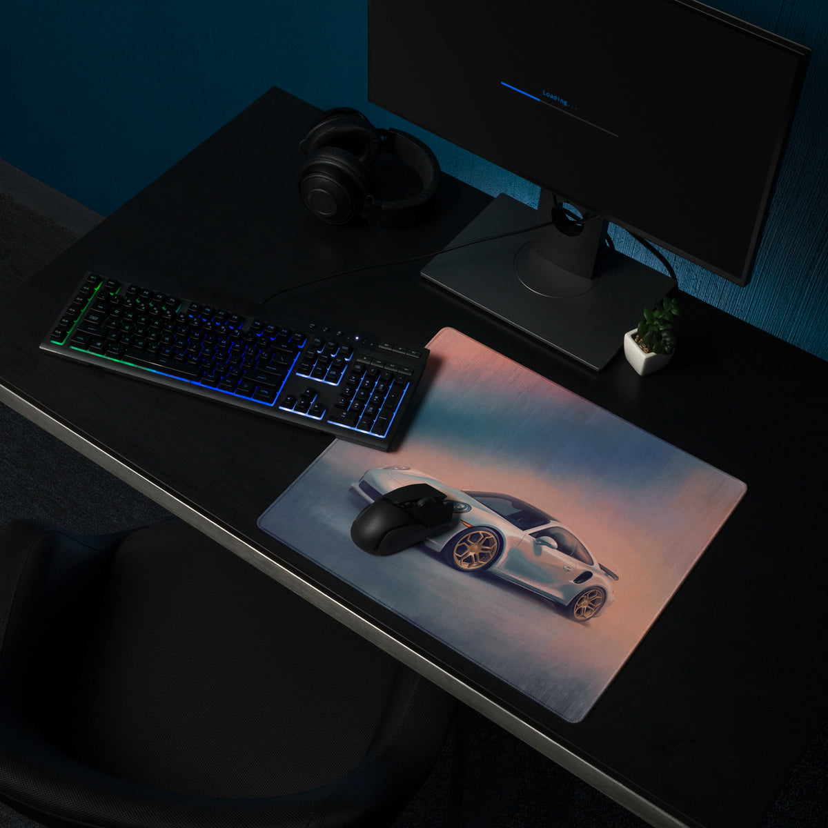 Porsche 911 Inspired Silver Gold Rim Turbo Desk Mat – High-Precision XL Gaming Mousepad
