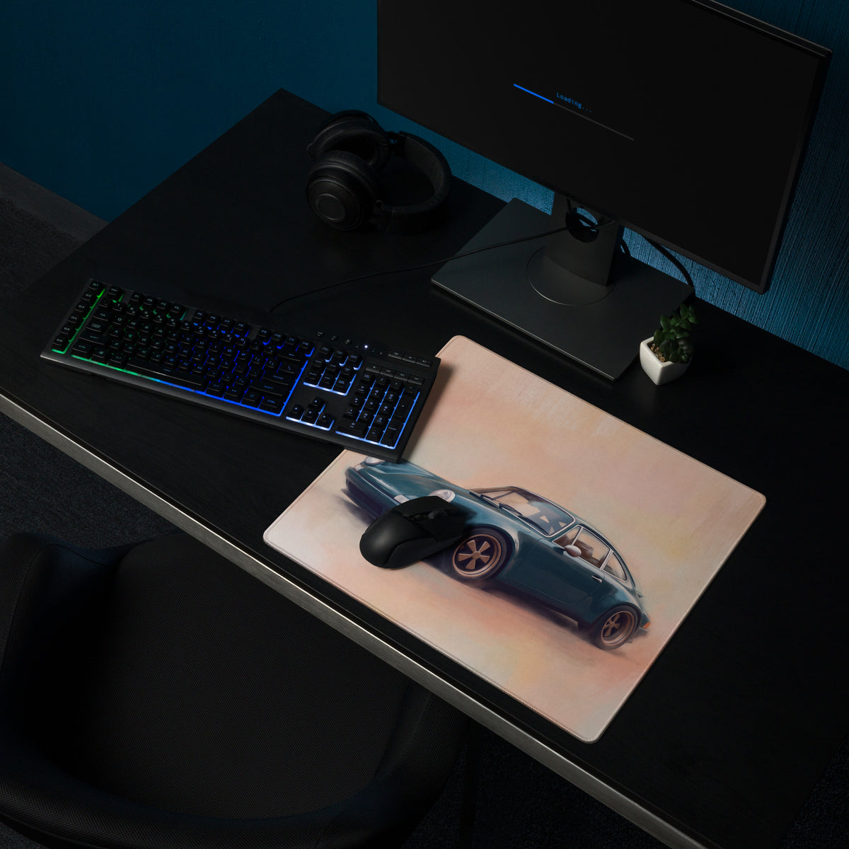 Porsche 911 Inspired Dark Green Restomod Gold Rim Desk Mat – Low-Friction Cloth Setup Mousepad