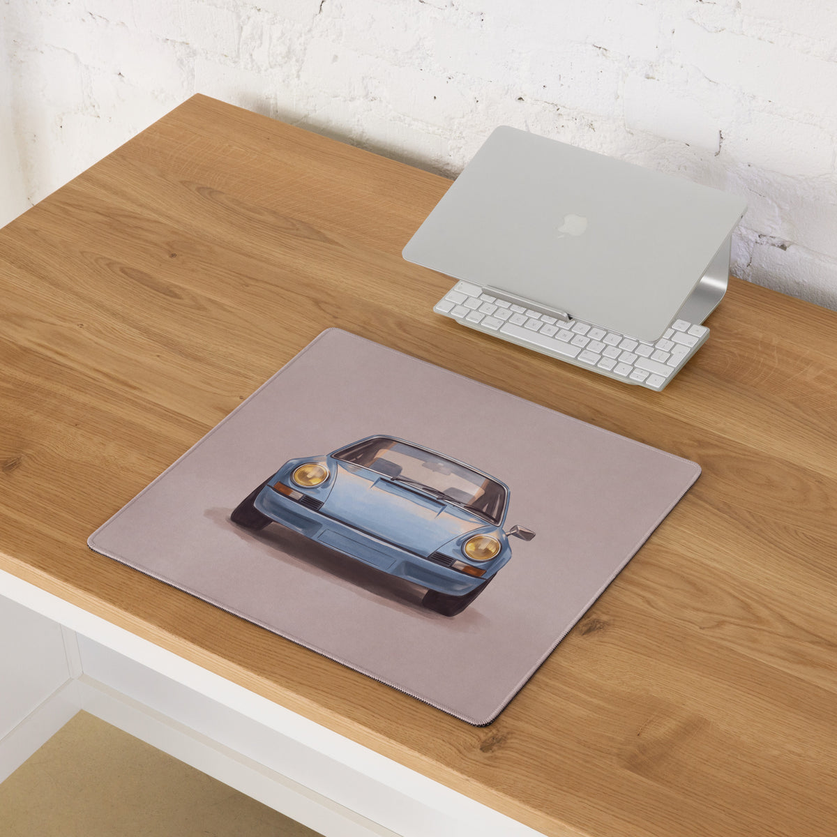 Porsche 911 Inspired Light Blue Frontal Desk Mat – High-Precision XL Gaming Mousepad