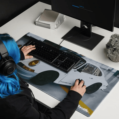 Porsche 911 Classic Gaming Mouse Pad #002