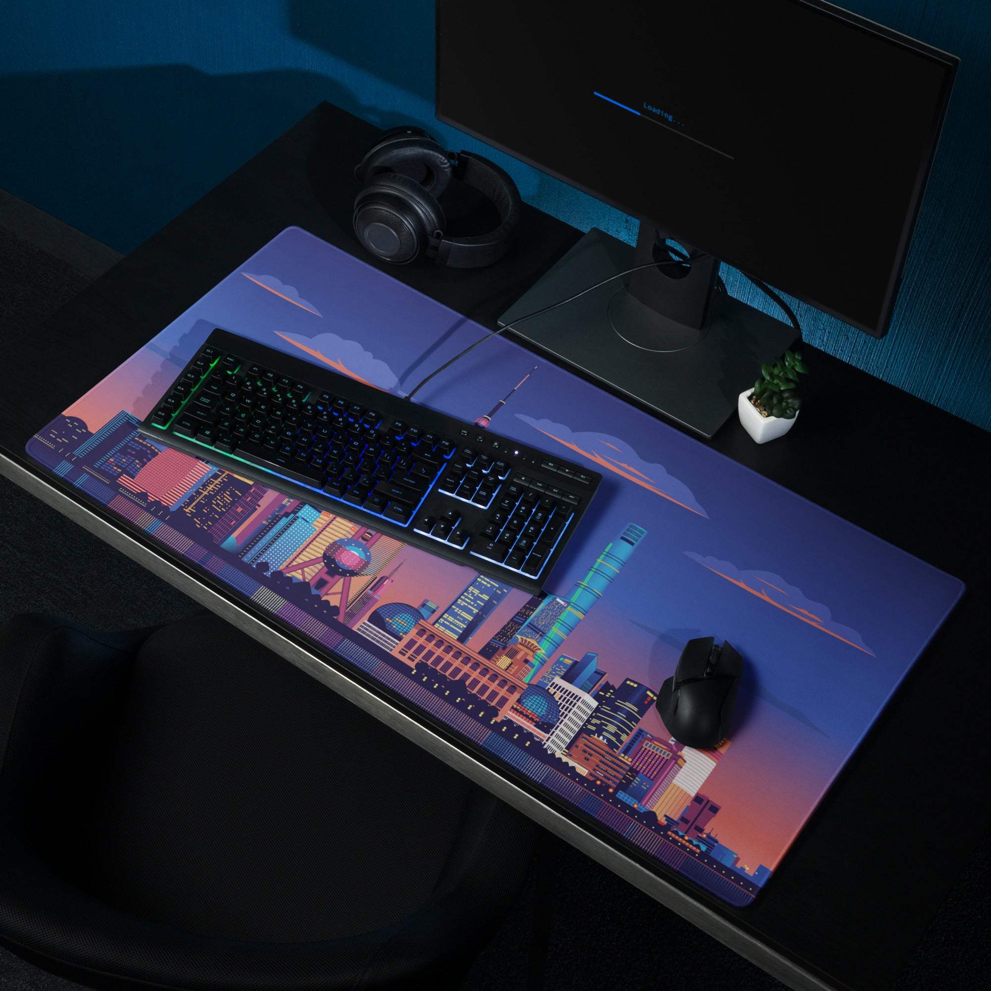 Vibrant city skyline evening gradient gaming mouse pad with non-slip base