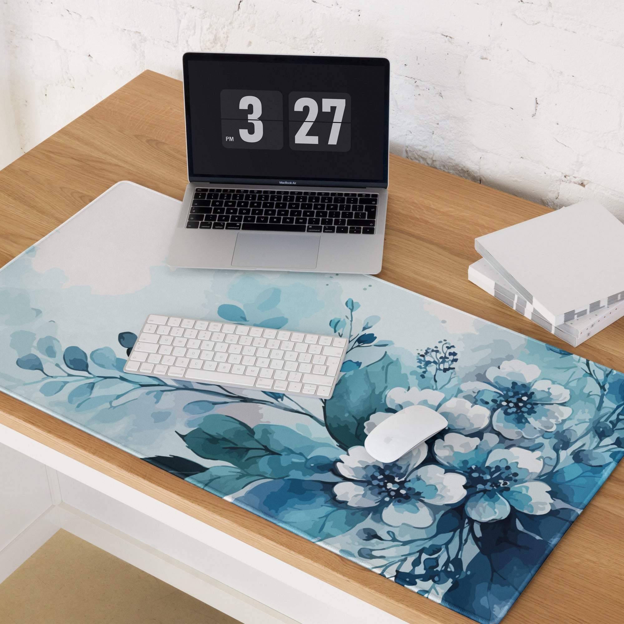 Blue floral patterned large gaming mouse pad with non-slip base