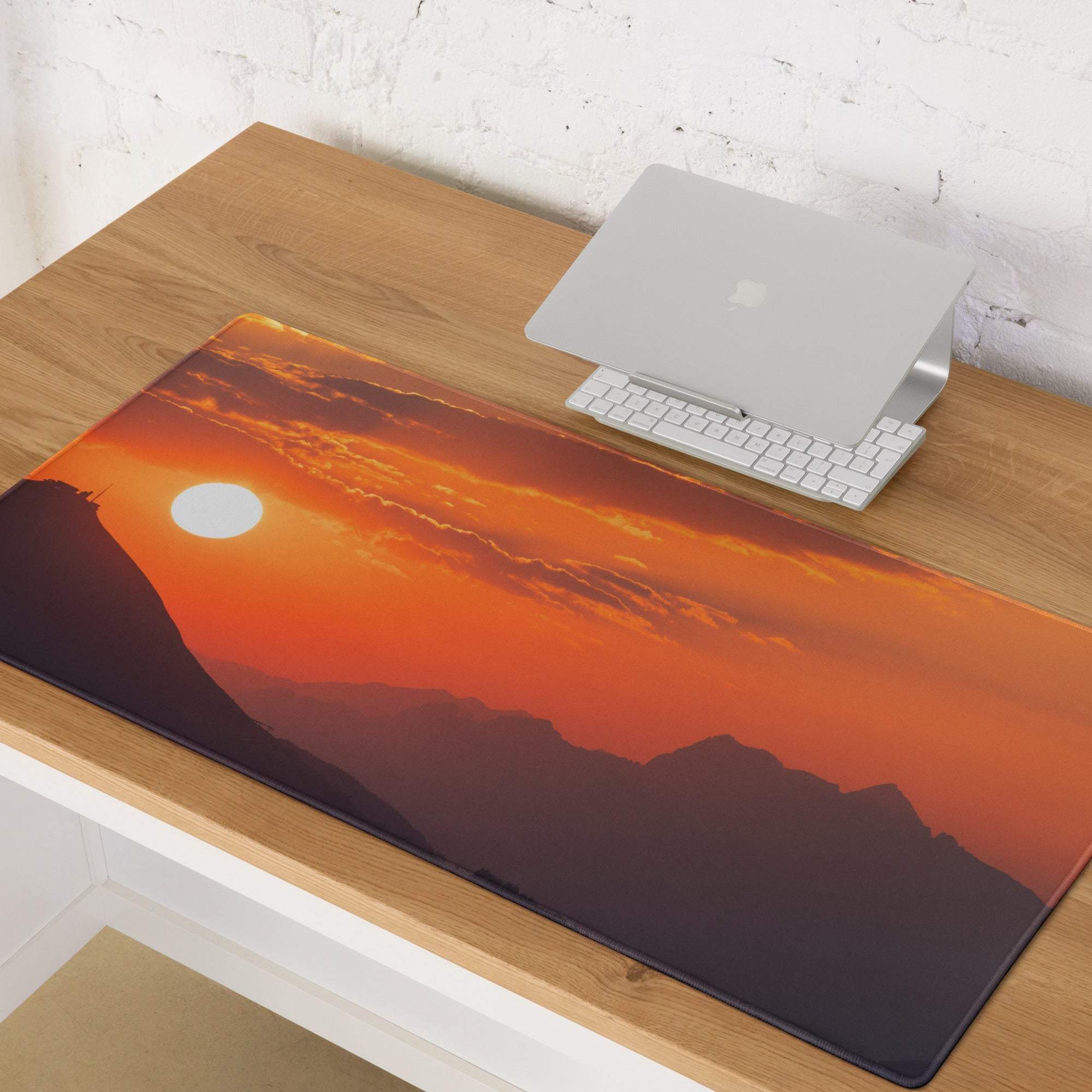 Vibrant orange red sunset mountain gaming mouse pad large non-slip glossy