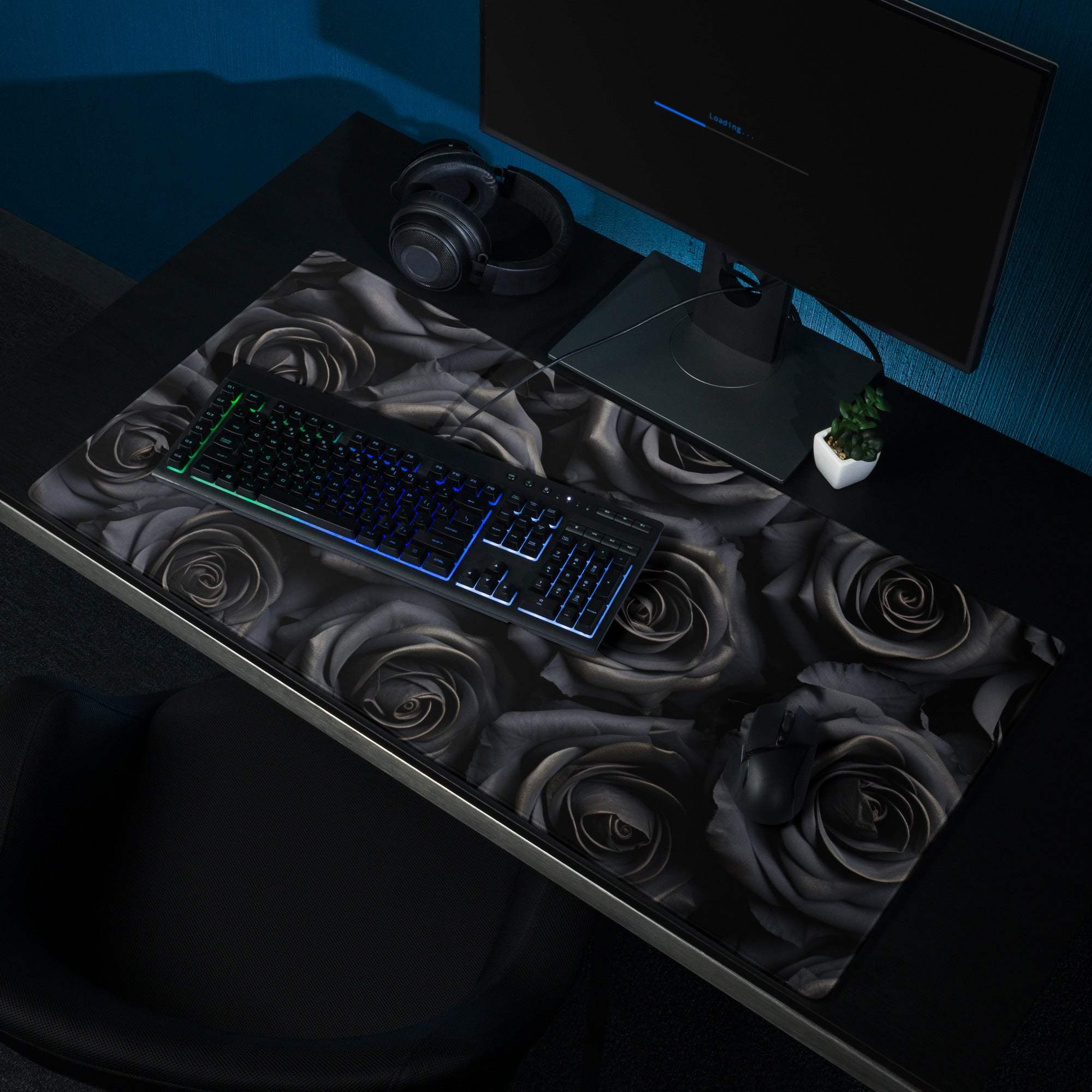 Black rose patterned large gaming mousepad with non-slip base