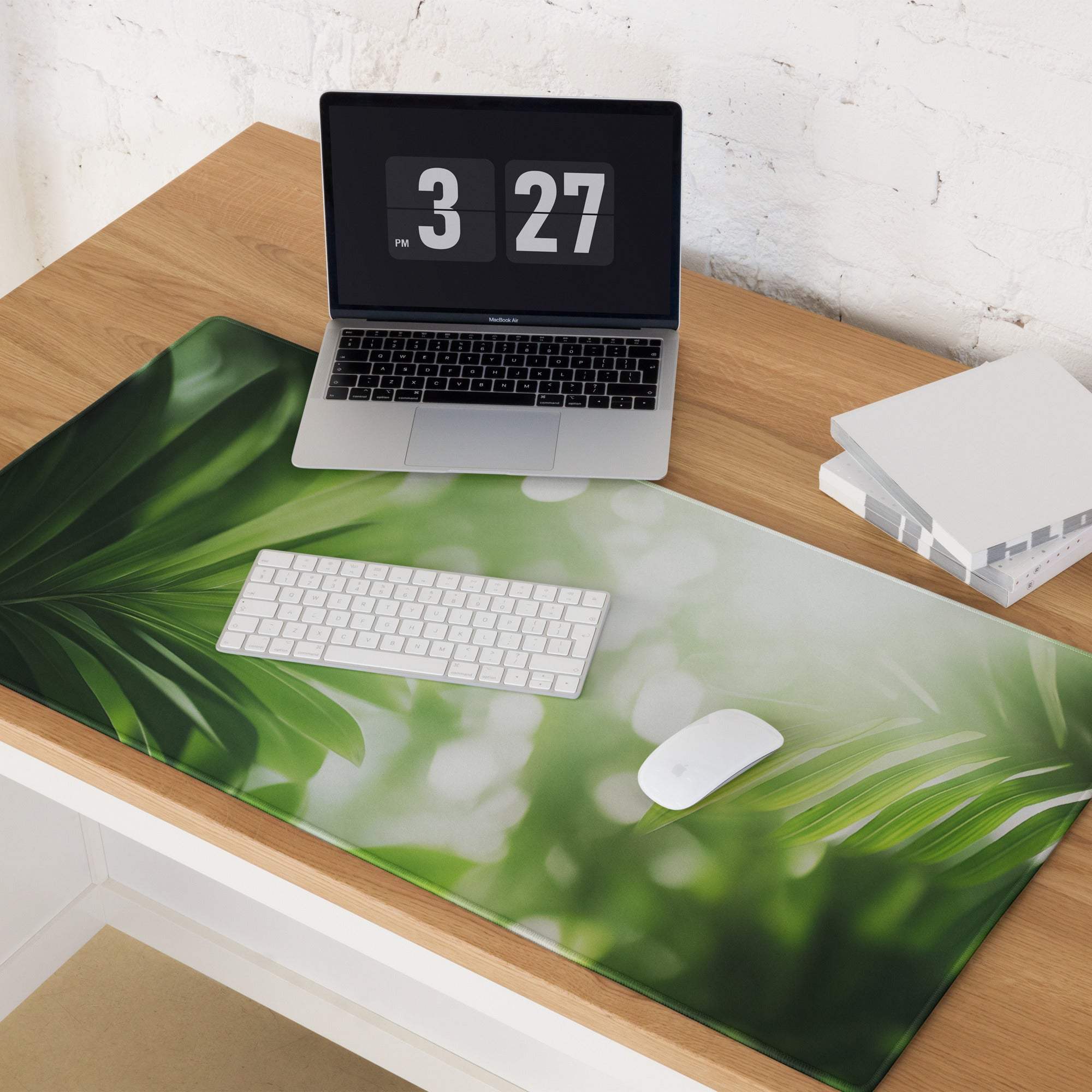 Green tropical leaf desk mat for pro gamers large non-slip mouse pad