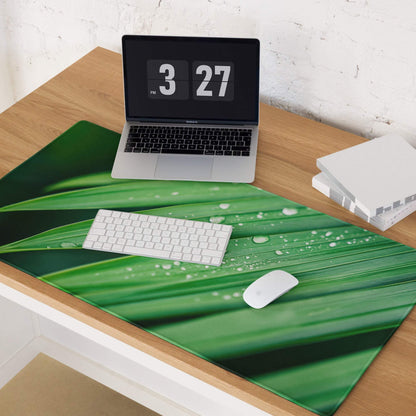 Green leaf-patterned large gaming mouse pad with water droplets, non-slip base