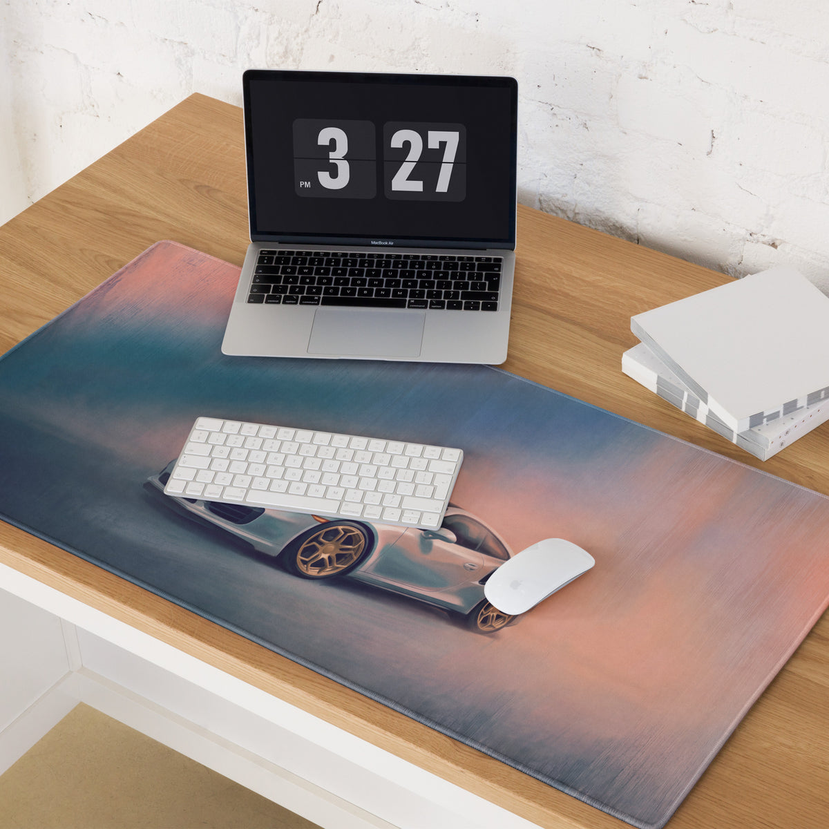 Porsche 911 Inspired Silver Gold Rim Turbo Desk Mat – High-Precision XL Gaming Mousepad