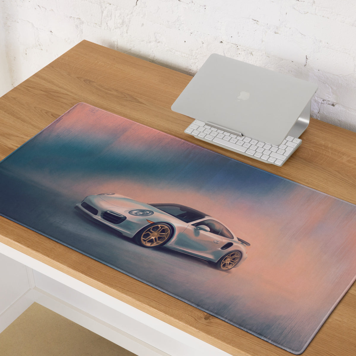 Porsche 911 Inspired Silver Gold Rim Turbo Desk Mat – High-Precision XL Gaming Mousepad